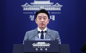 thumbnail - 강훈식 