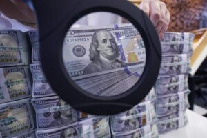 thumbnail - 원·달러 환율 이틀째 1500원대 마감