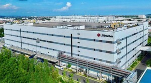 AI·전장 수요 탔다…삼성전기·LG이노텍, 나란히 '영업익 1조원' 조준