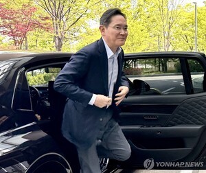 thumbnail - 삼성·현대차·LG 총수, 李 인도·베트남 순방 동행 출국