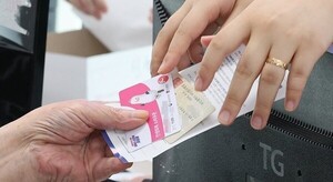 thumbnail - 고유가 피해지원금 27일 접수 시작… 행안부, 막바지 현장 점검