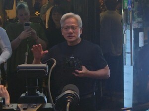 [현장] 젠슨 황 엔비디아 CEO "서울에 AI 연구센터 설립…차세대 신제품 4종 전개"
