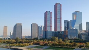 반도체 아직 안 끝났다..."EPS 연계 소부장 종목 담아라" - 뉴스 썸네일 이미지