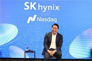 thumbnail - 최태원, 첫 SK하이닉스 직접 매수…'AI 반도체 초격차'에 보낸 신뢰