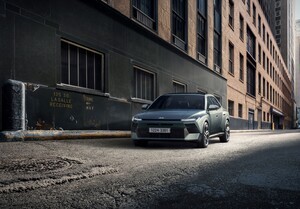 [Car & Now] 아반떼 계약 첫날 1만대 돌파·BMW iX3 '8월의 차' 선정 등