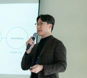 [인터뷰] "시니어는 만나야 통한다"...김덕영 FOCC 대표가 만드는 '5060 놀... - 뉴스 썸네일 이미지